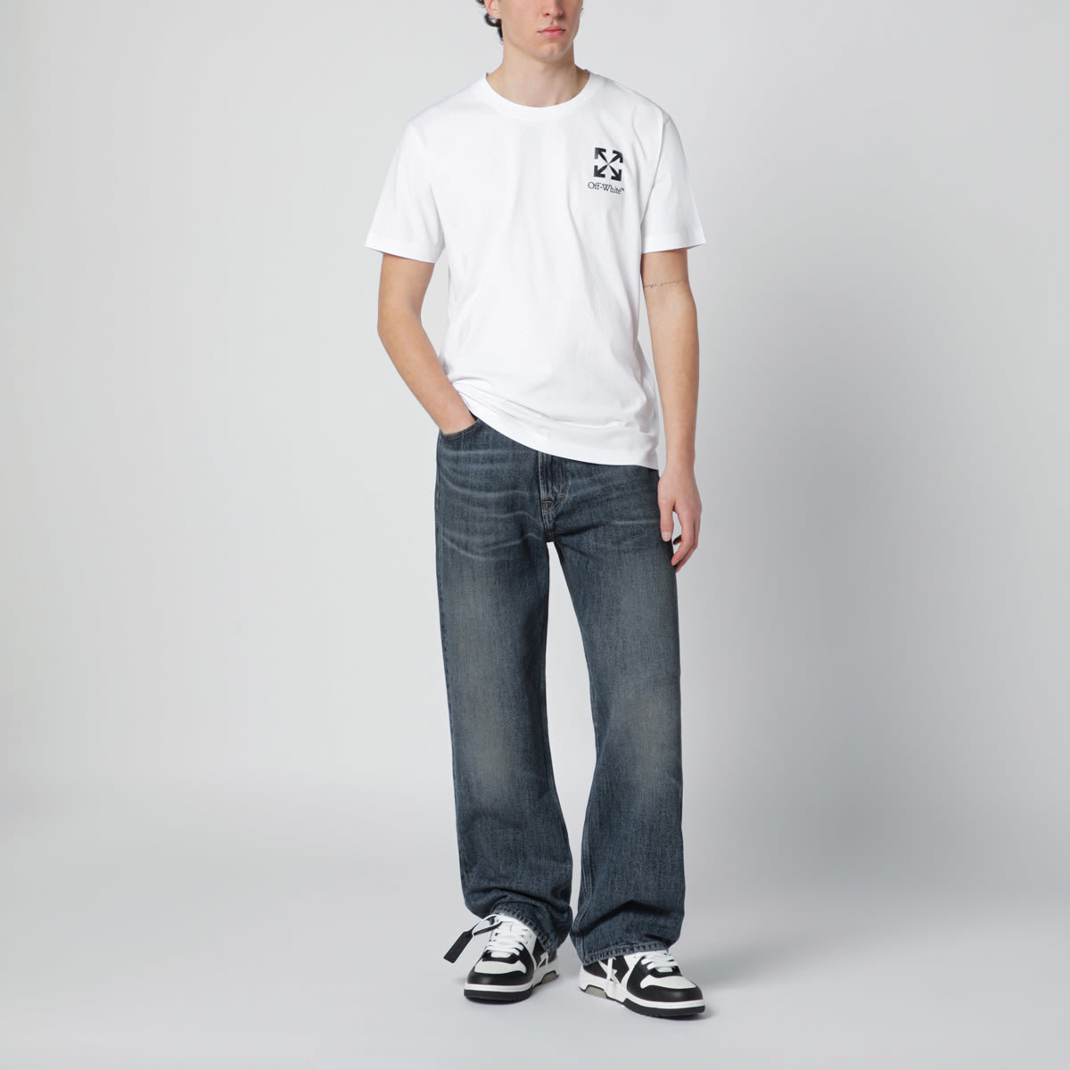Off-White T-Shirt Tee - White - Image 3 of 4