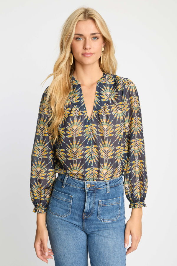 Caballero Sutton Top in Deco Plume