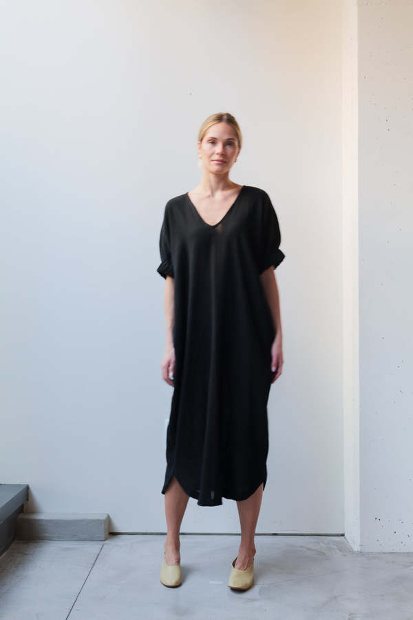 at Dawn. V-neck Relax Long Dress