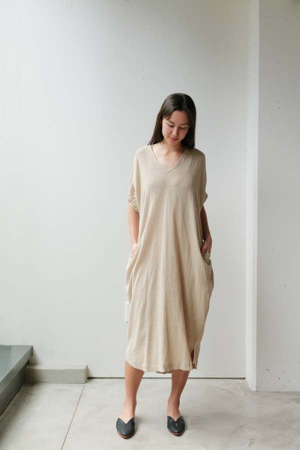at Dawn. V-neck Relax Long Dress