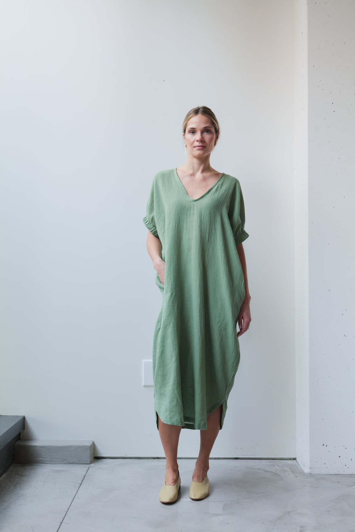 at Dawn. V-neck Relax Long Dress - Image 25 of 29