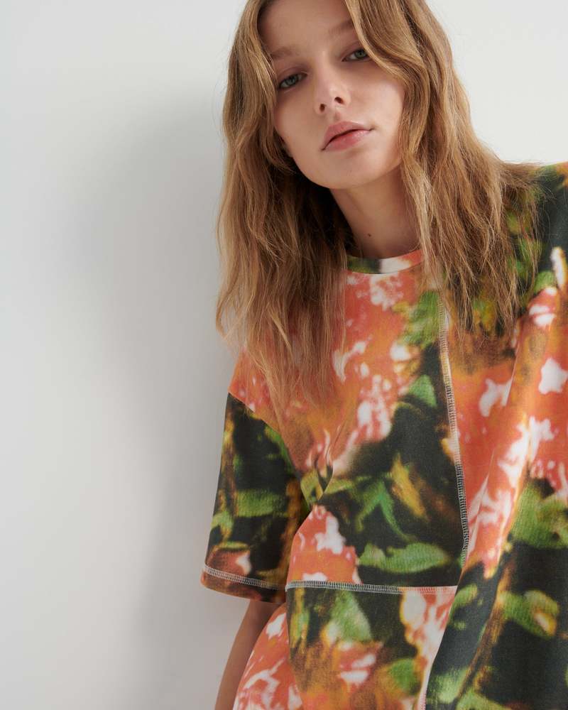 Kowtow Montage Tee Flower Book