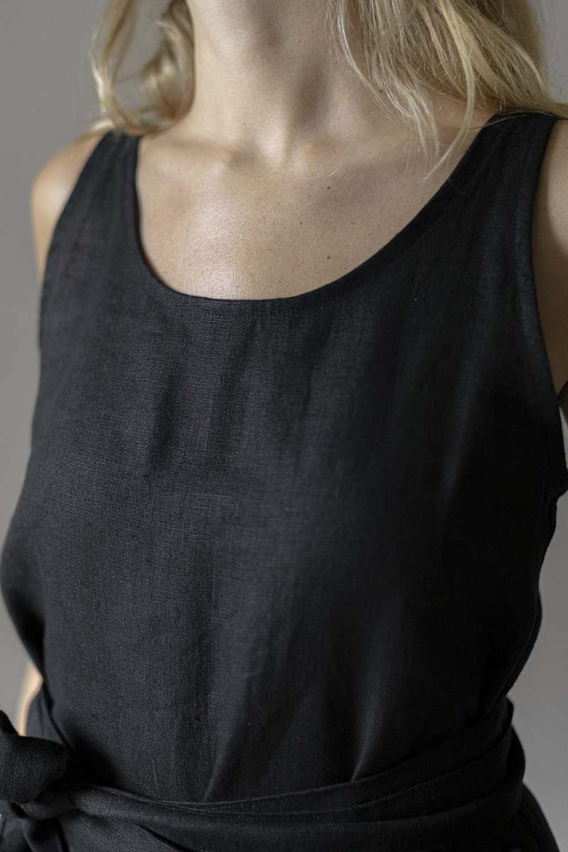 Zii Ropa Mid-weight French Linen Jumpsuit