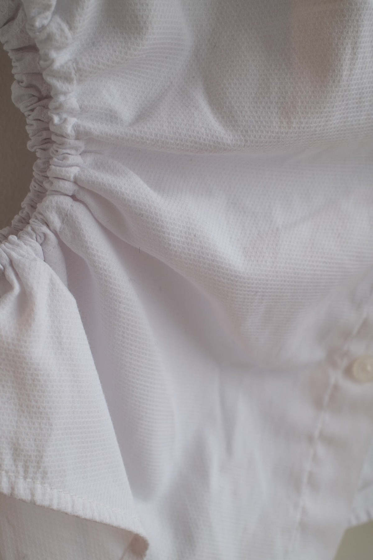 NENA HANSEN Bungee Shirt - Textured White - Image 3 of 3