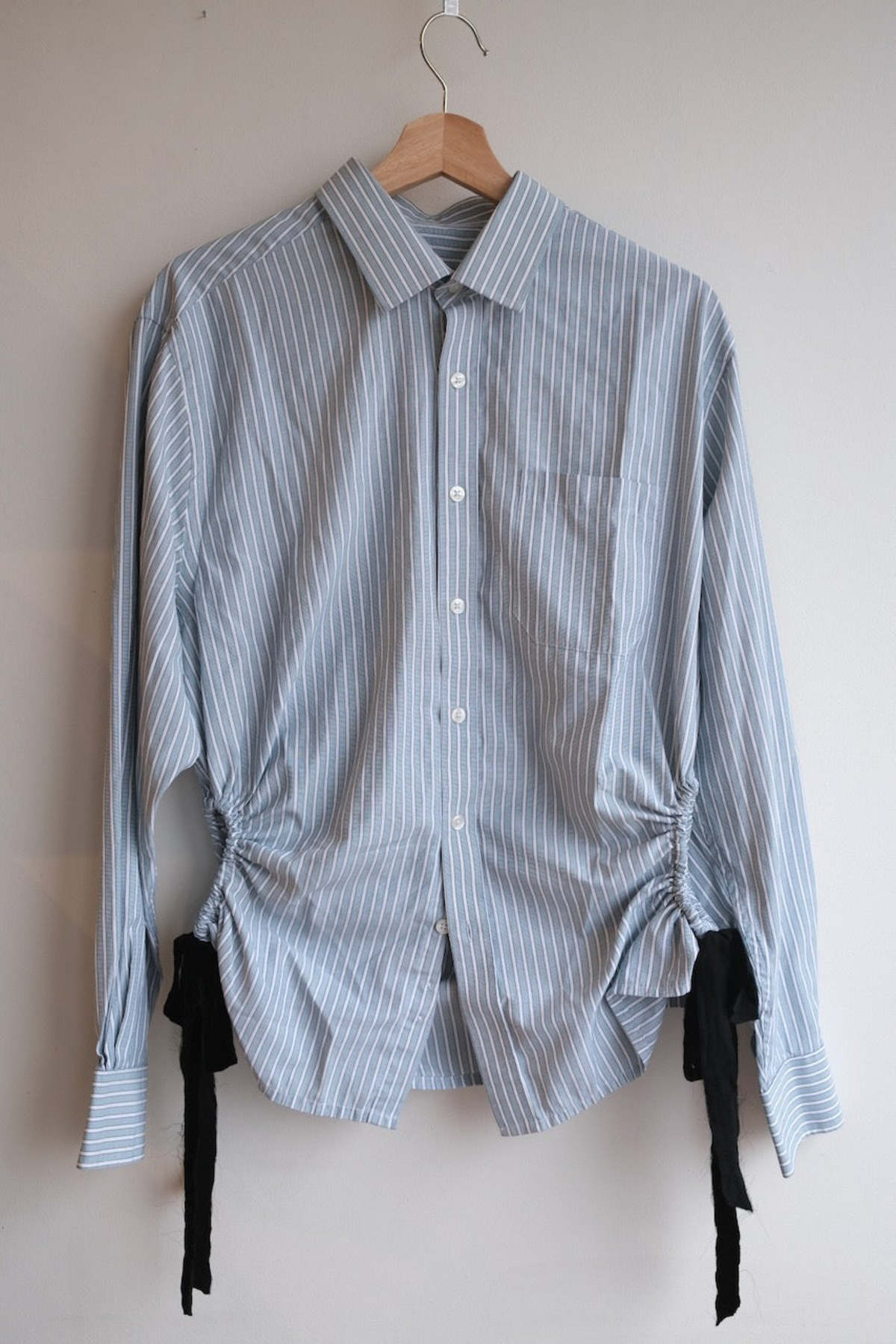 NENA HANSEN Velvet Bow Bungee Shirt - Image 1 of 2