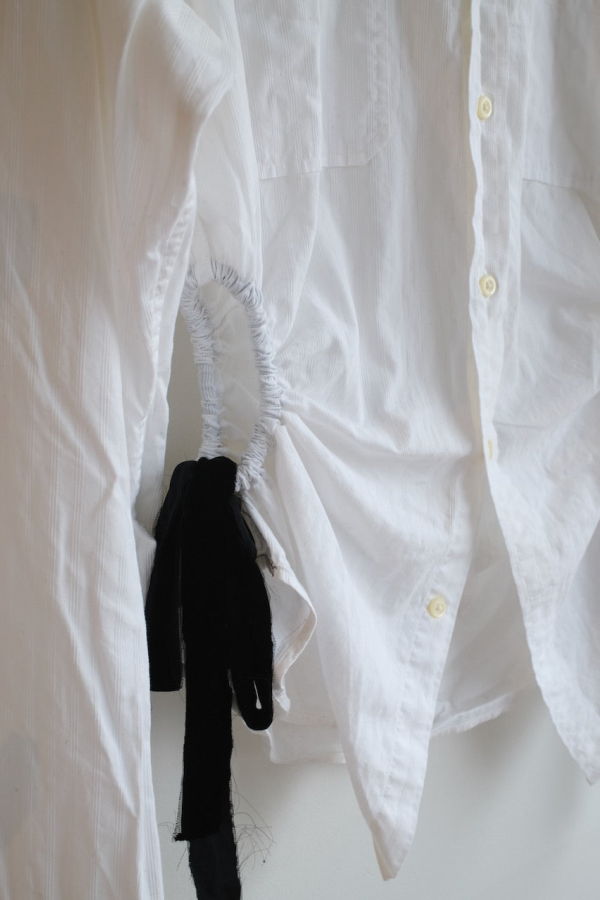 NENA HANSEN Velvet Bow Bungee Shirt