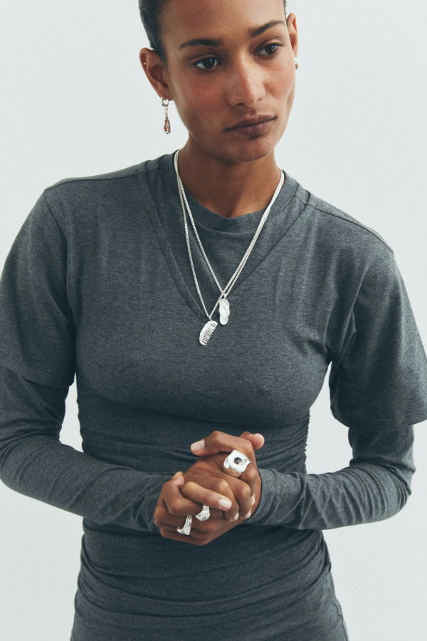 Simuero El Peine de Álvaro Necklace