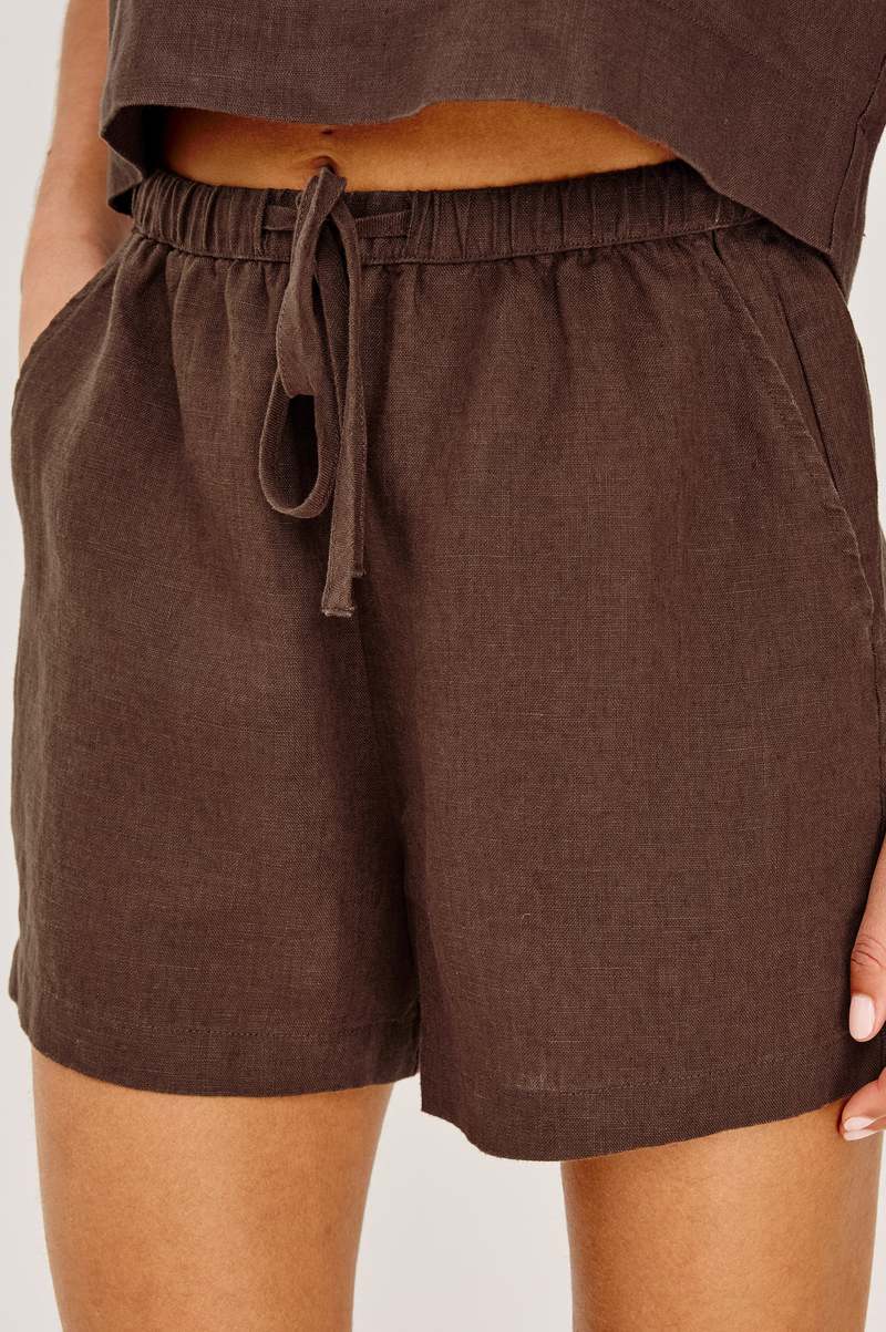 Rails Jenner Short in Espresso