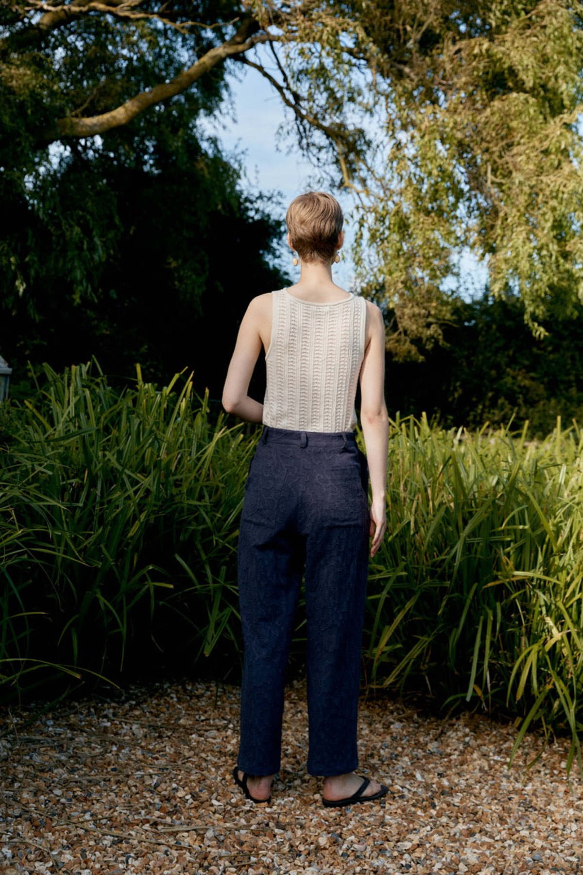 CAWLEY STUDIO Japanese Cotton/Linen Dyed Jacquard Georgia Trouser - Aubergine - Image 4 of 5