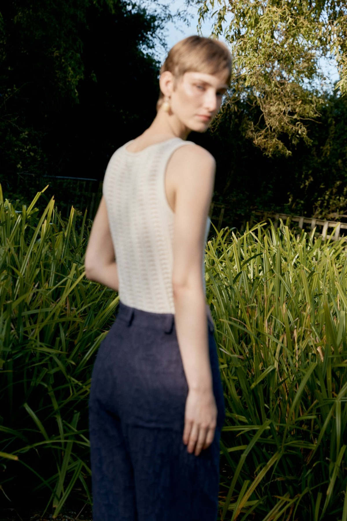 CAWLEY STUDIO Japanese Cotton/Linen Dyed Jacquard Georgia Trouser - Aubergine - Image 5 of 5