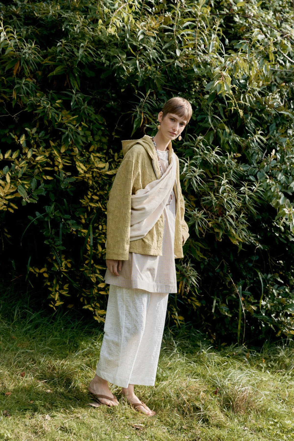 CAWLEY STUDIO Japanese Cotton/Linen Dyed Jacquard Zip Up Hoodie - Celery - Image 2 of 6