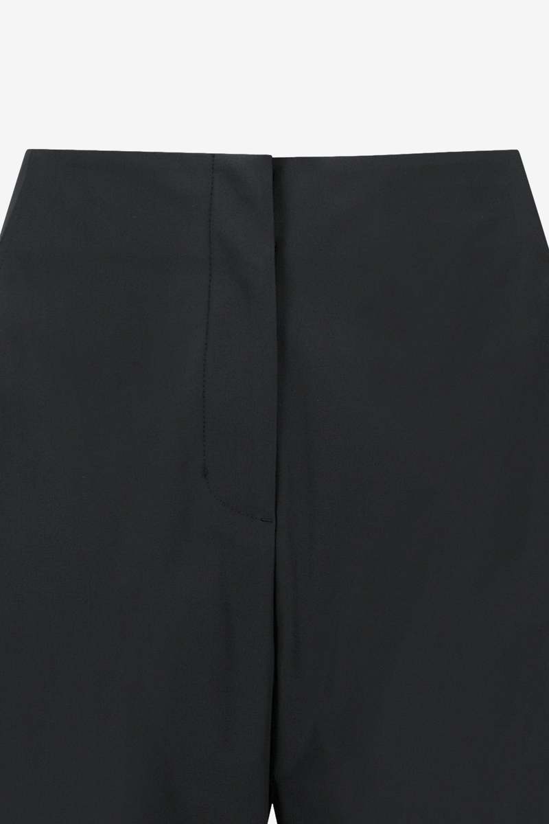 AMOMENTO Curved Silhouette Pants