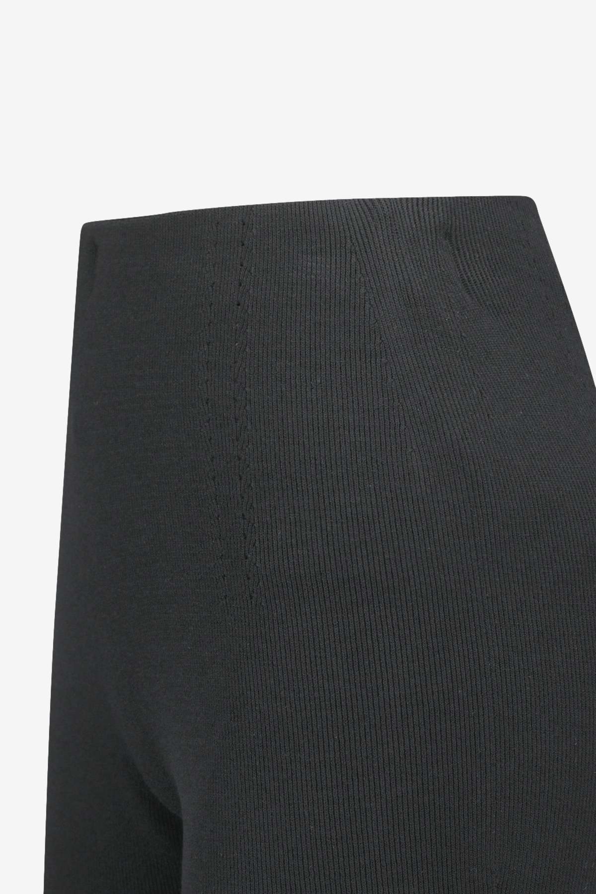 AMOMENTO Knit Capri Pants - Black - Image 4 of 4