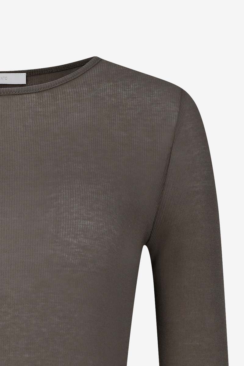 AMOMENTO Round T-Shirt