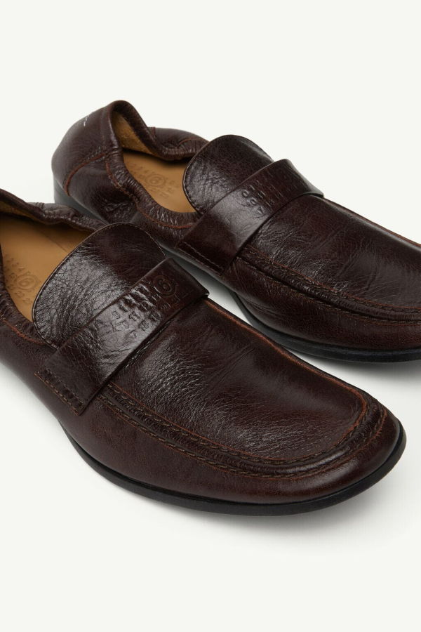 MM6 Maison Margiela Swing-Toe Leather Loafers