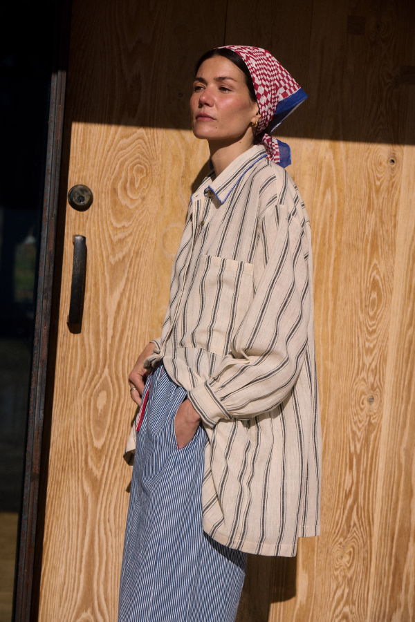 World of Crow Artist Smock Ink Line Shirt