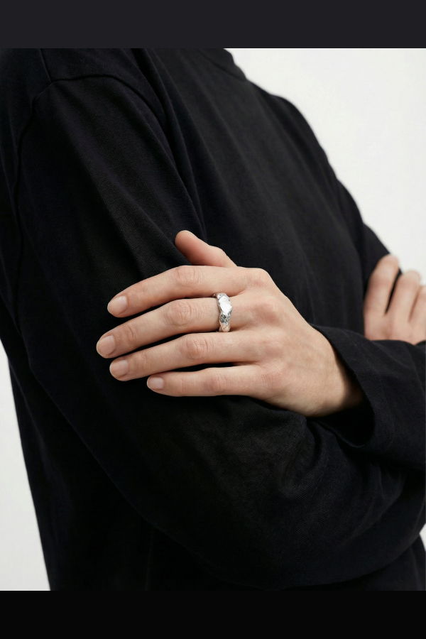 llayers Magma Ring - Silver