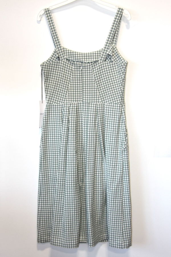 Birds of North America Sparrow Hawk Dress