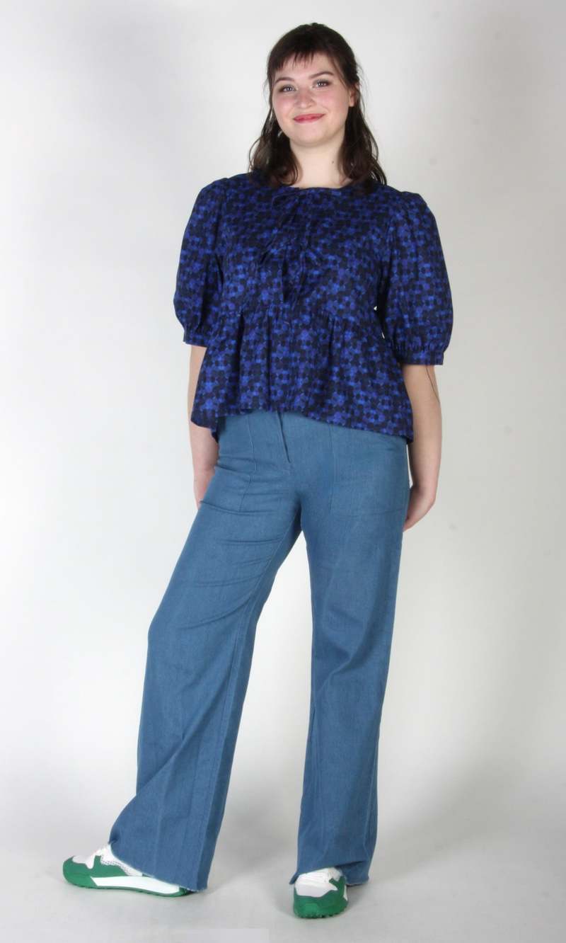 Birds of North America Nunlet Top