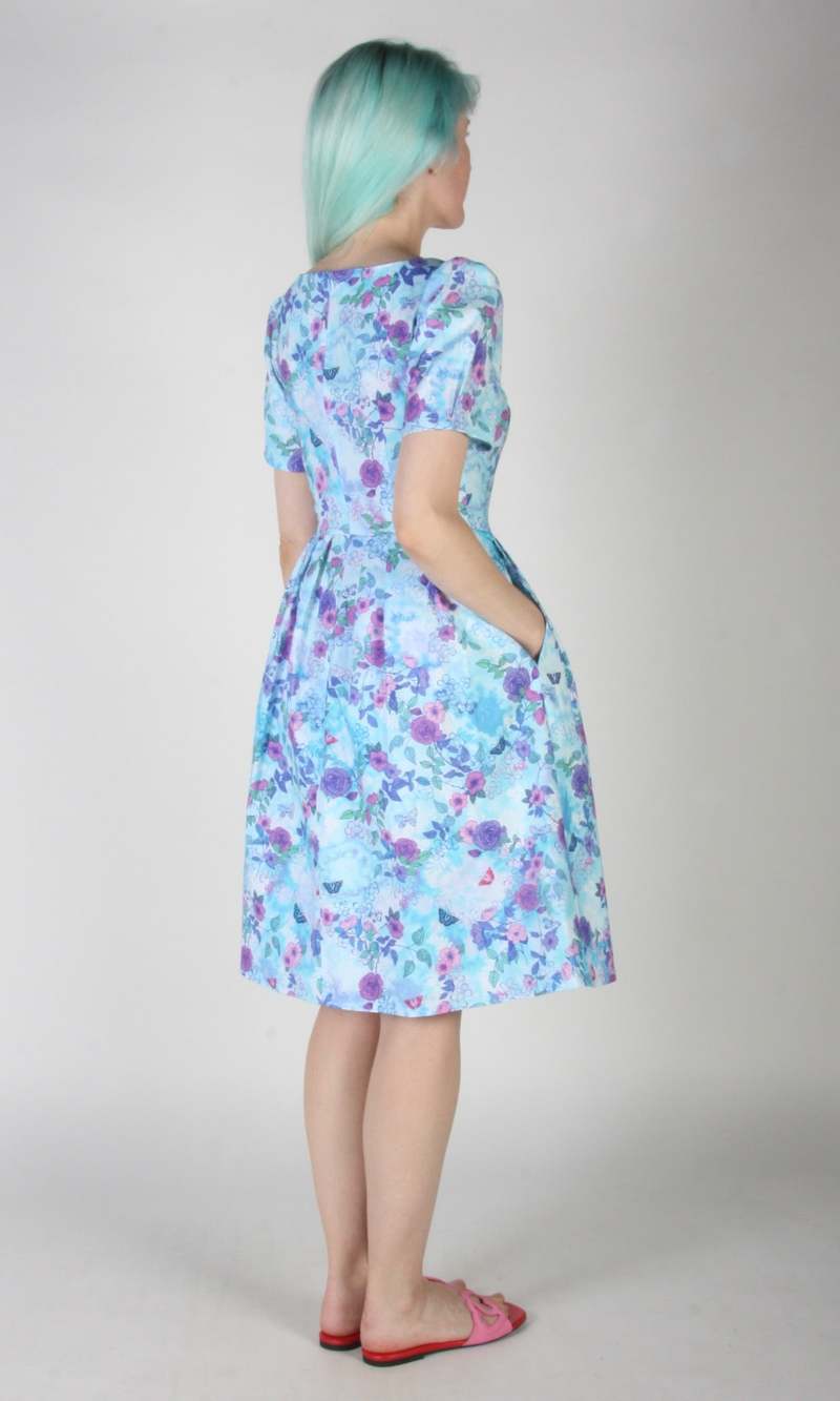 Birds of North America Winter Chippy Dress