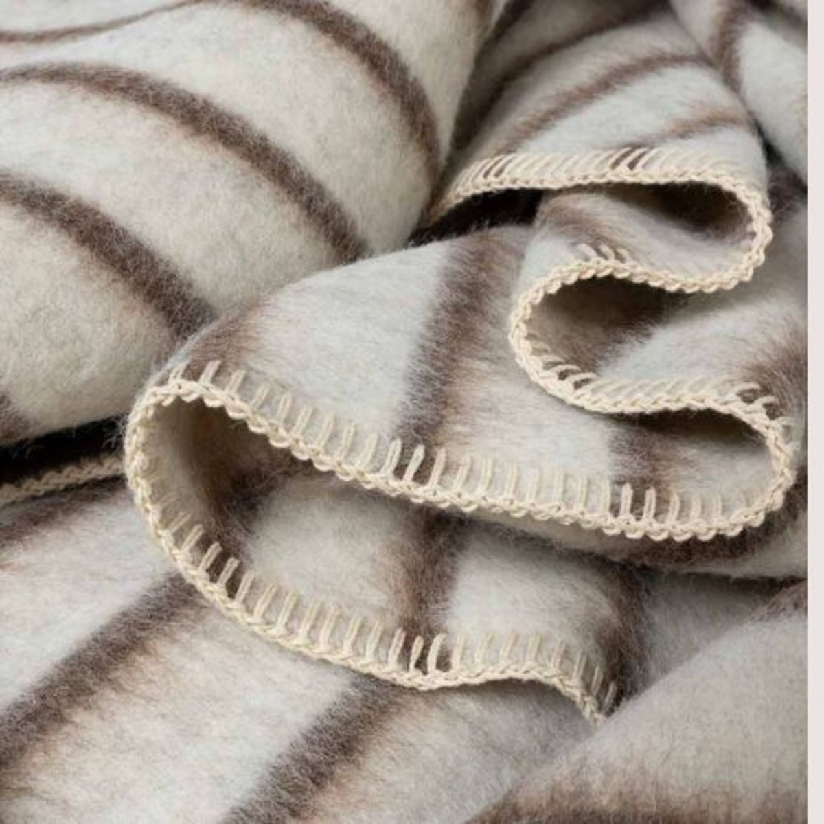 BLACKSAW Lee Heirloom Zero Dye Blanket - Image 2 of 6