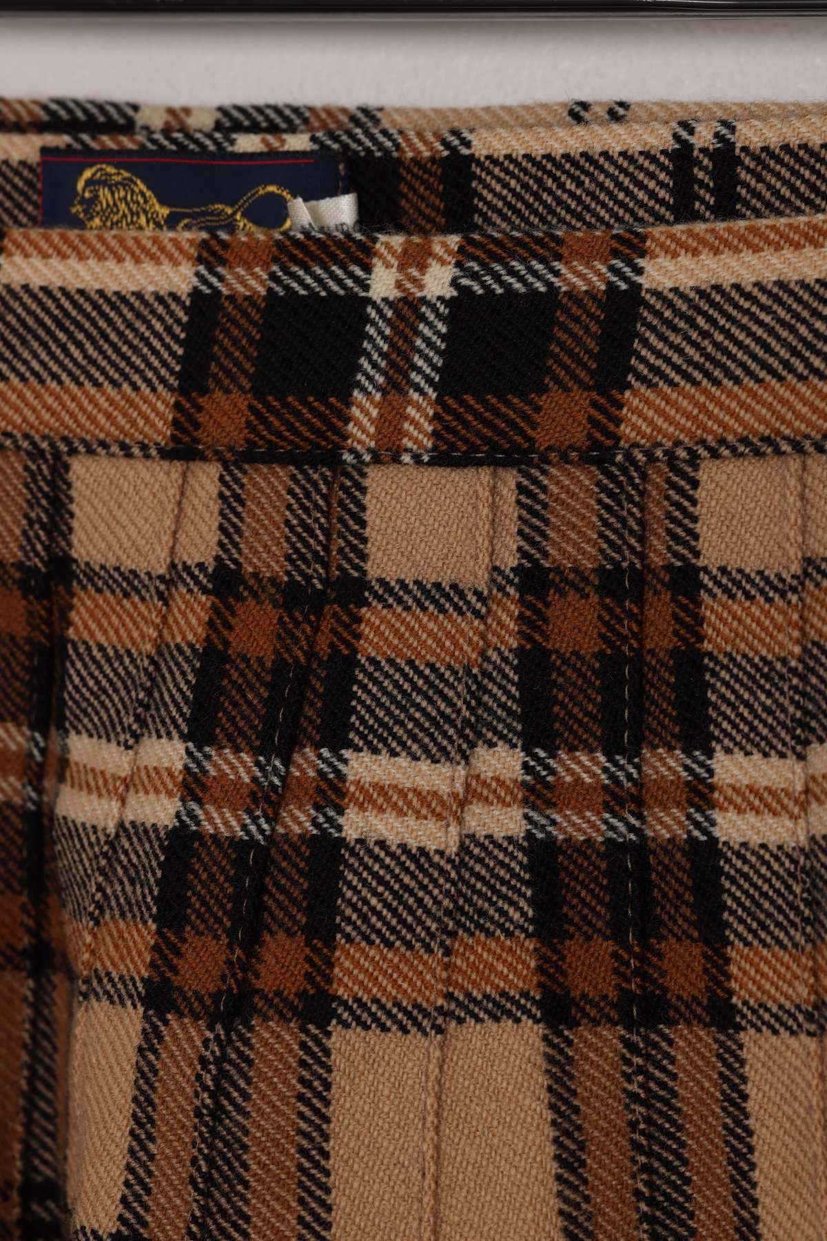 The London House (England) Circa 1975–1990, wool tartan skirt, British manufacture, knife pleats - Image 3 of 6