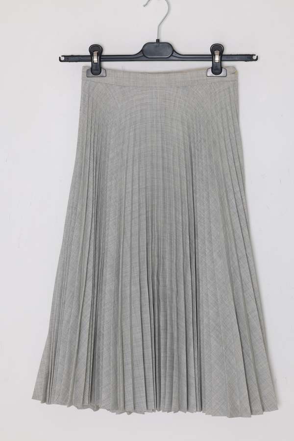 (Unattributed) Late 1960searly 1970s, Terylene-blend skirt, heat-set pleating