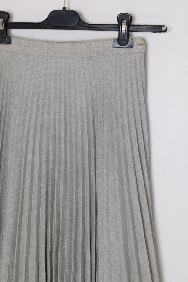 (Unattributed) Late 1960s–early 1970s, Terylene-blend skirt, heat-set pleating
