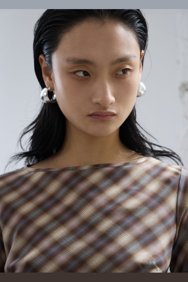 permanent vacation Enmesh Top