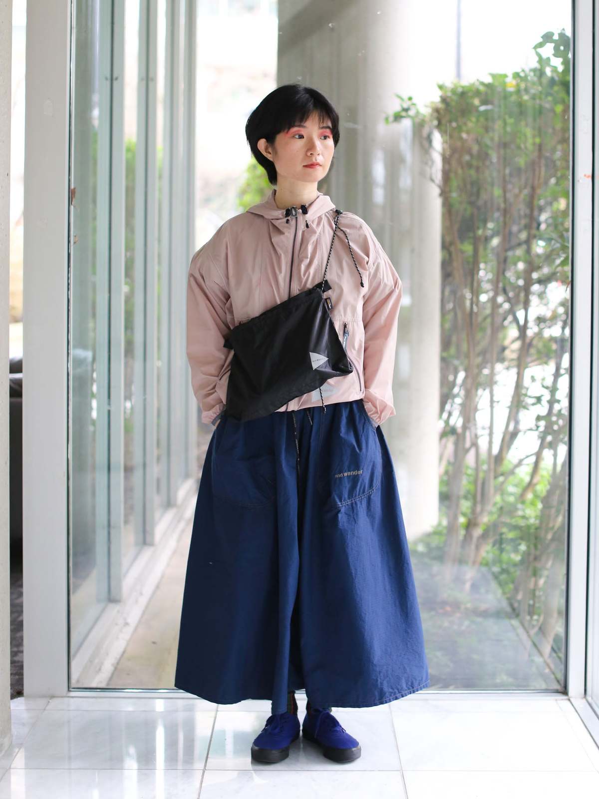 and wander Sil Sacoche Shoulder Bag - Image 2 of 6