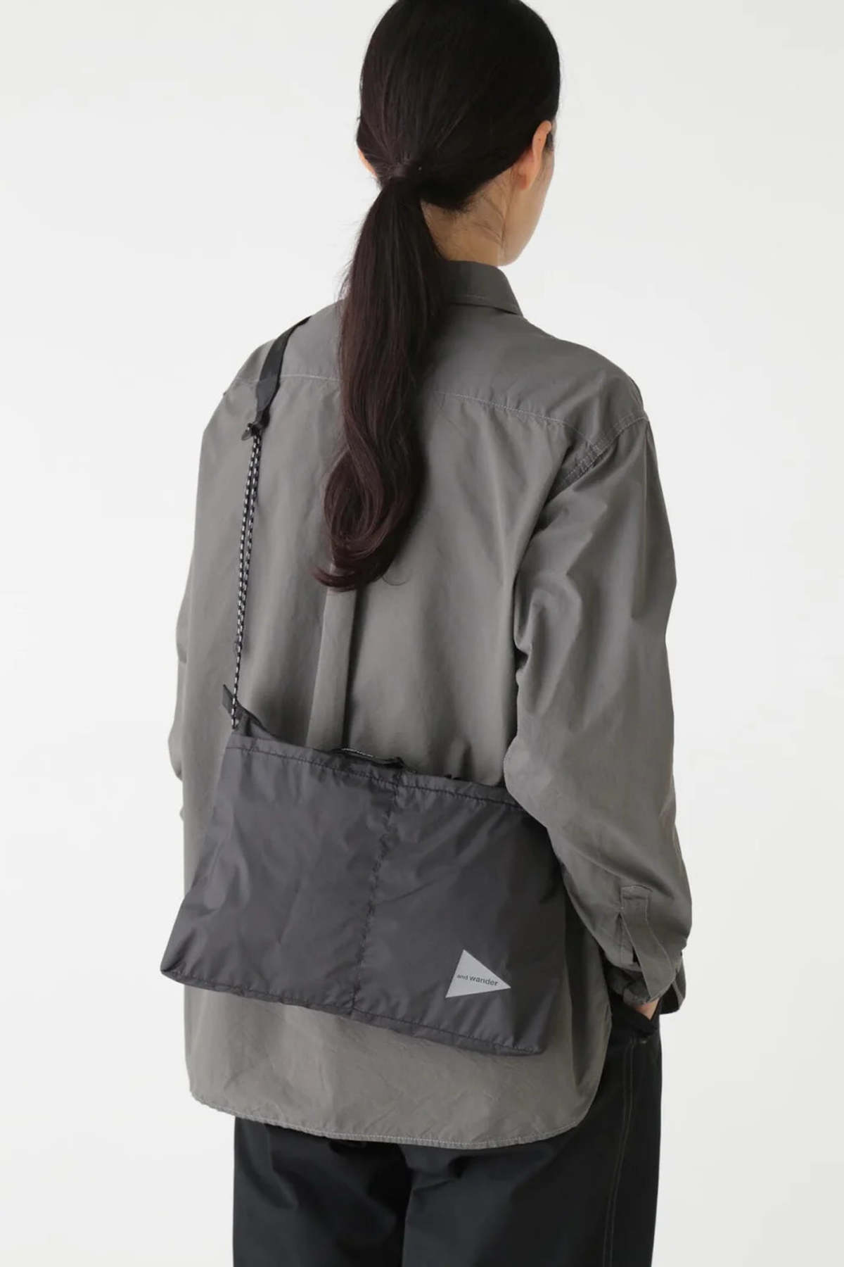 and wander Sil Sacoche Shoulder Bag - Image 4 of 6