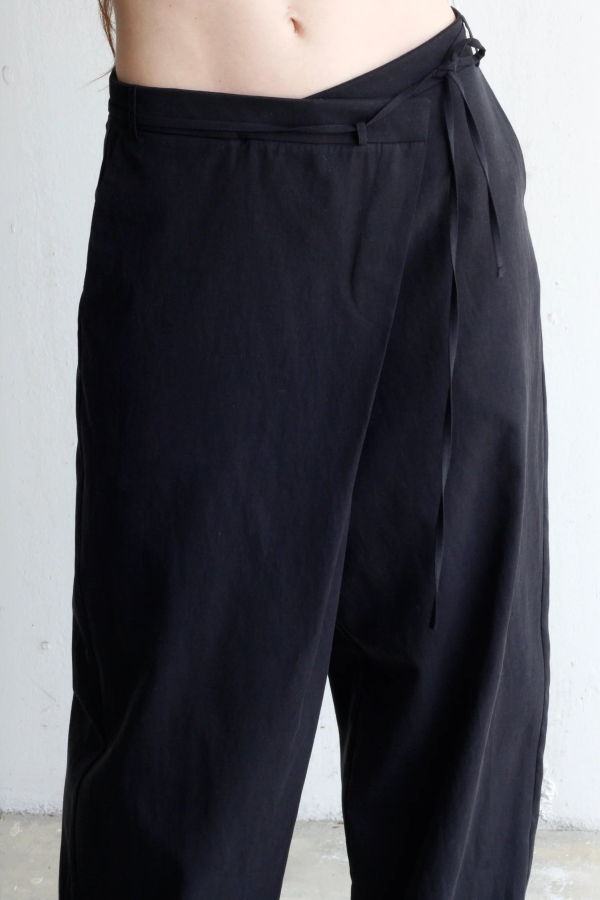 .blacktogrey Nuage Wrap Trousers