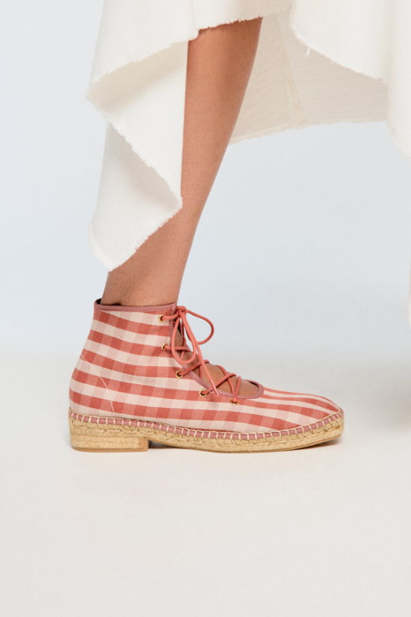 Naguisa Annona Cuadros Open Bootie