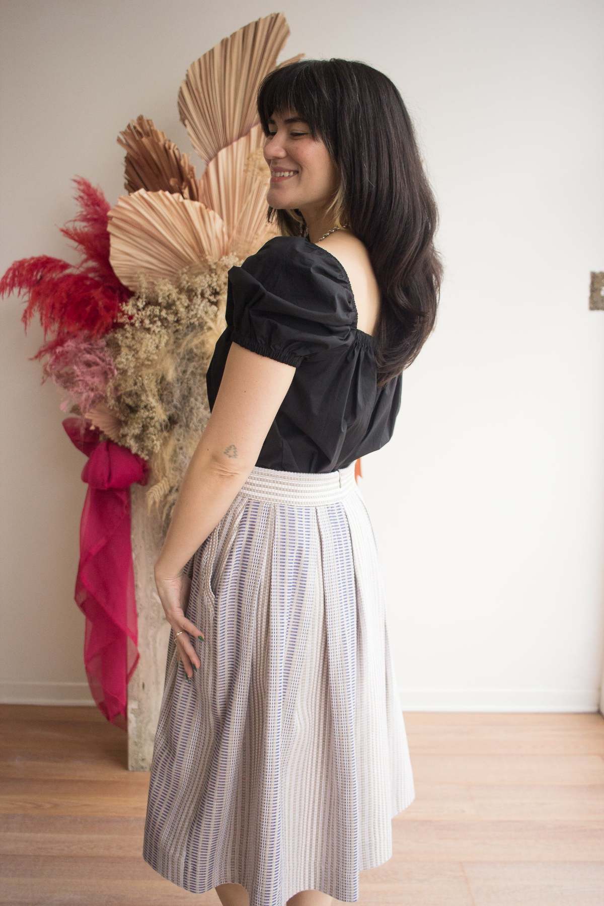 A Bronze Age Demure Top - Image 8 of 12