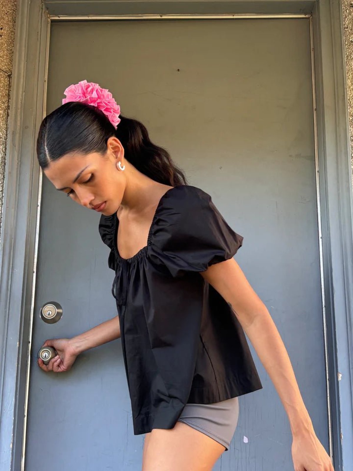 A Bronze Age Demure Top - Image 11 of 12