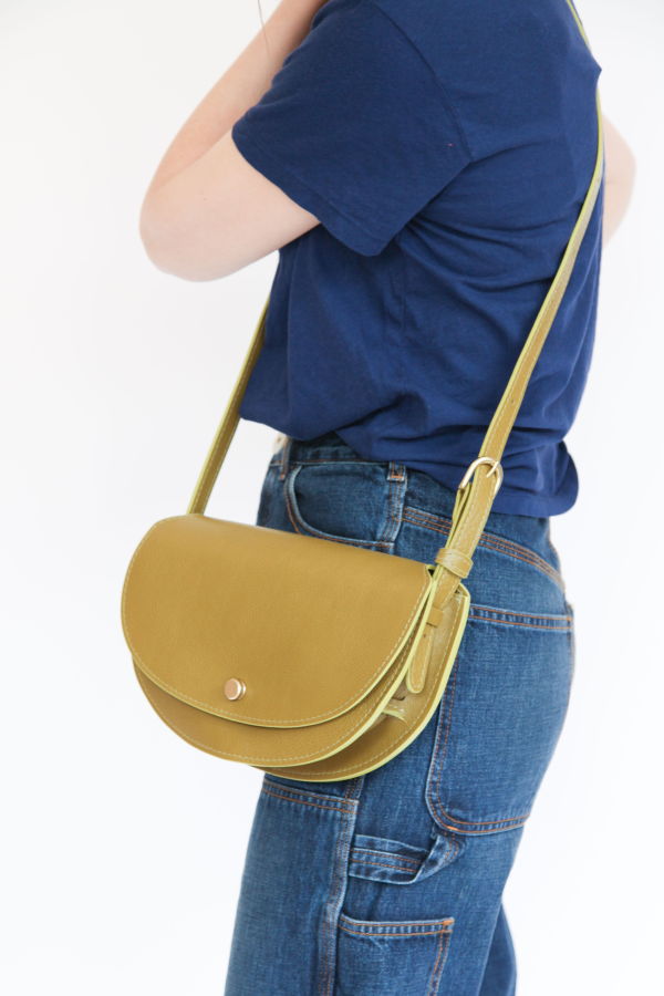 LINDQUIST Mezzo Crossbody Bag