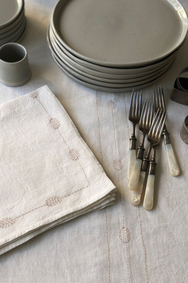 Erica Tanov Hand-embroidered Linen Totem Tablecloth - Soft White 