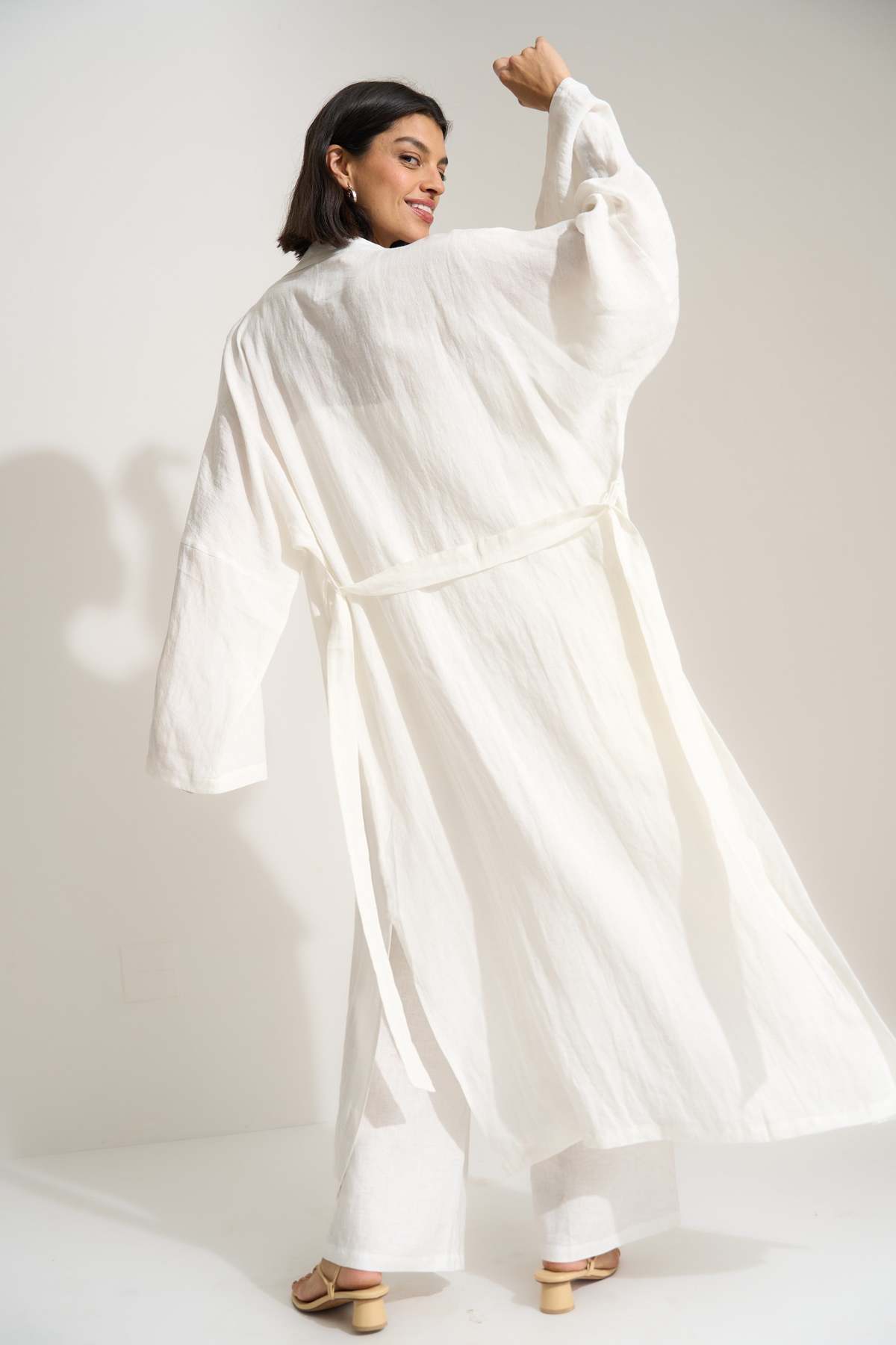 Be Idle The Linen Long Robe - Image 3 of 3