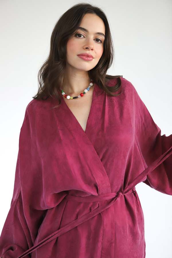 Be Idle The Long Robe