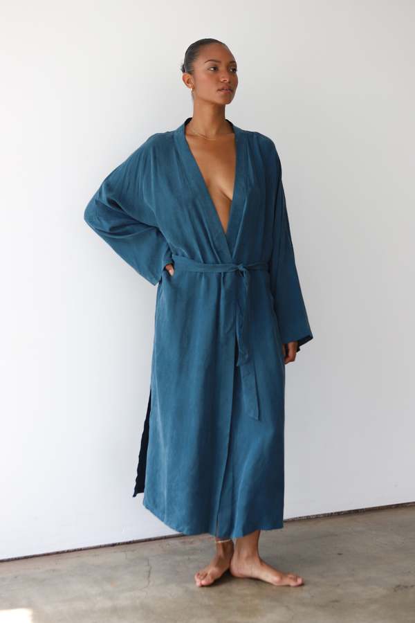 Be Idle The Long Robe - Teal Be Idle The Long Robe - Teal