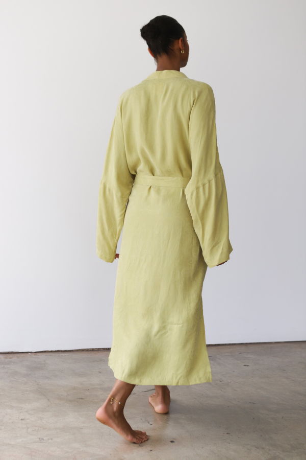 Be Idle The Long Robe