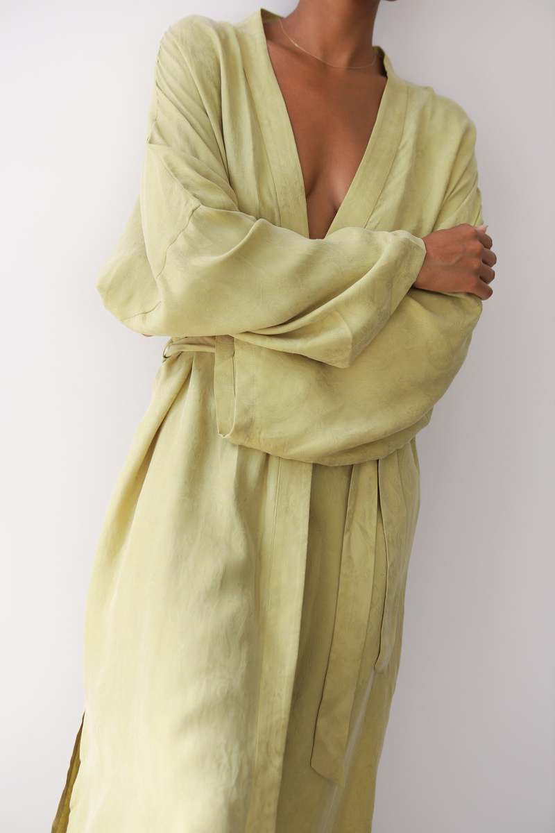 Be Idle The Long Robe