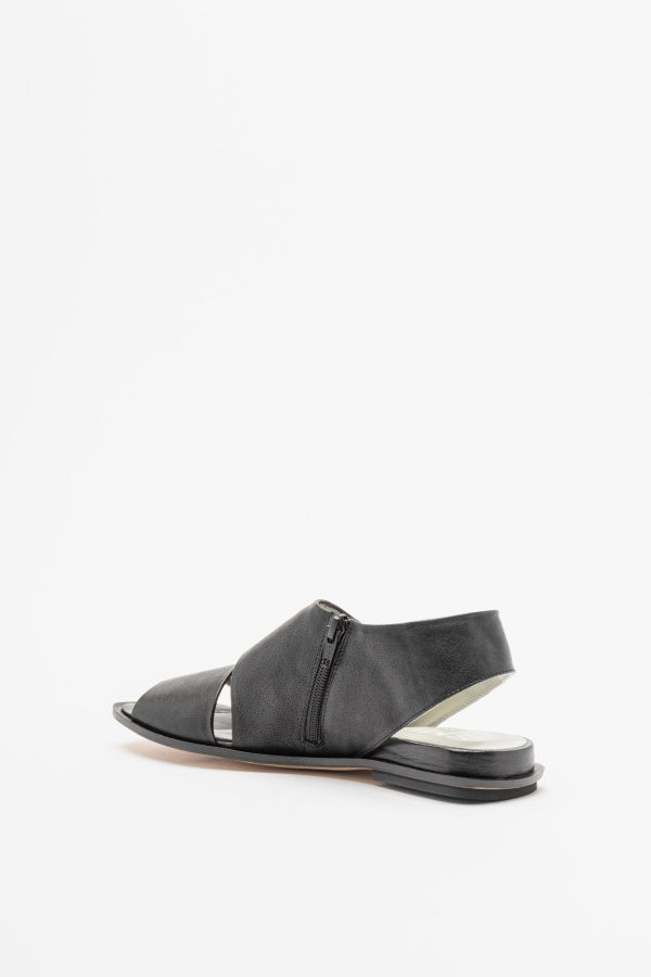 MLO Milo Leather Sandals