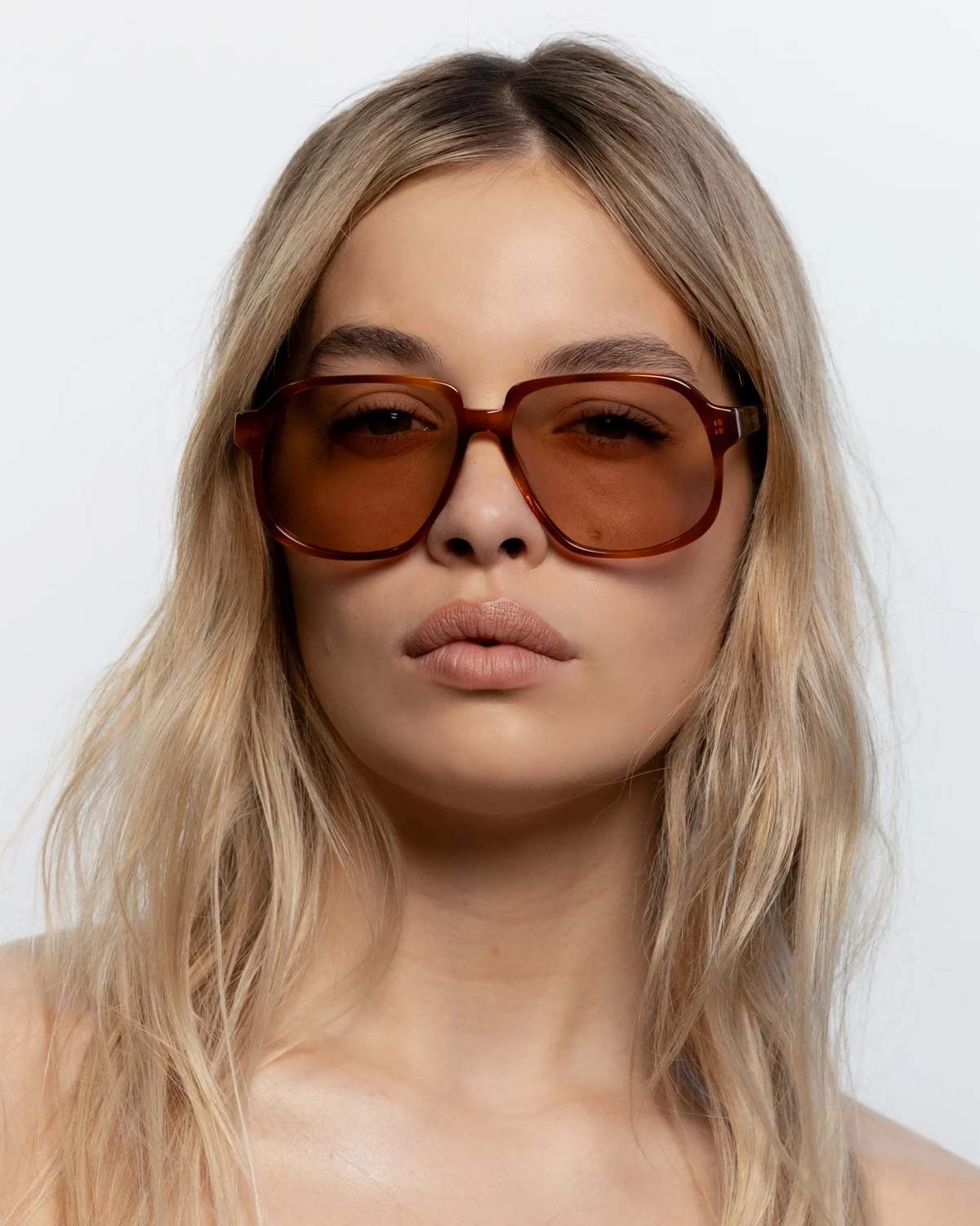 lu goldie Delphine Sunglasses - Image 4 of 6