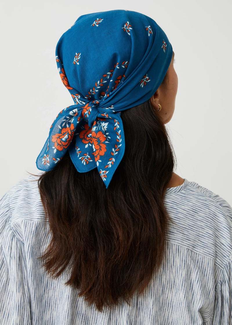 Moismont Scarf N652