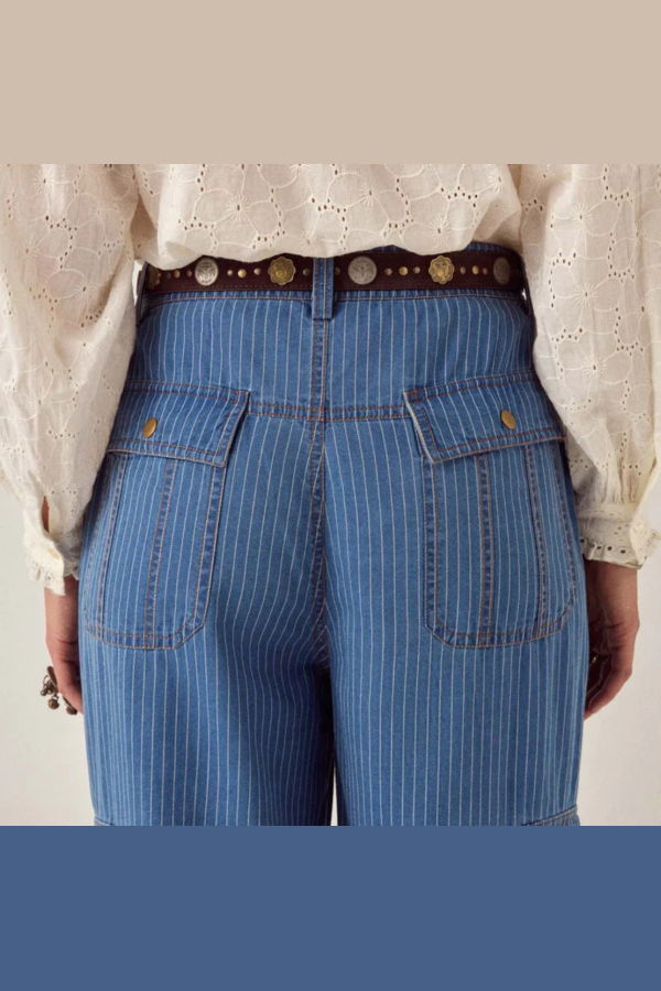 Maison Hotel Rupee Dust Sikka Belt