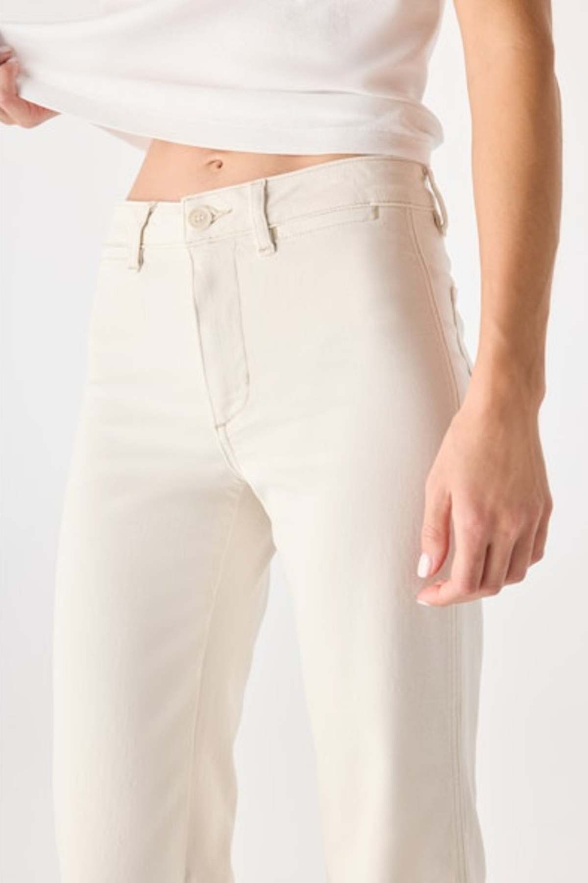 AMO Denim Robbie Kick Flare Jeans - Bone - Image 4 of 4