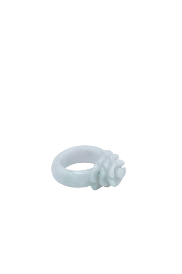 seree Rose Jade Ring - Off-white