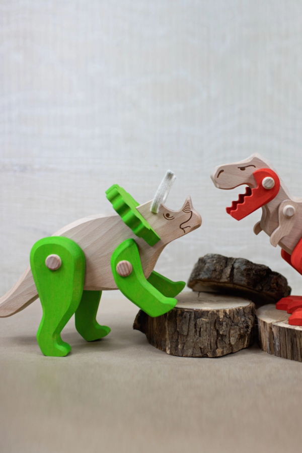 KIDS Bajo Triceratops Action Figure