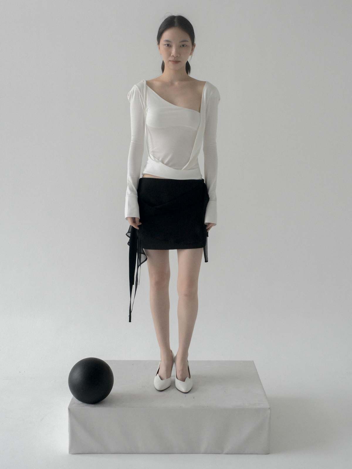 CARO CHIA Dacs Top - Image 3 of 5